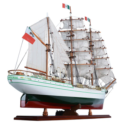Cuauhtemoc Large (curved sails)