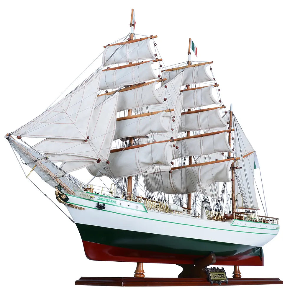 Cuauhtemoc Large (curved sails)