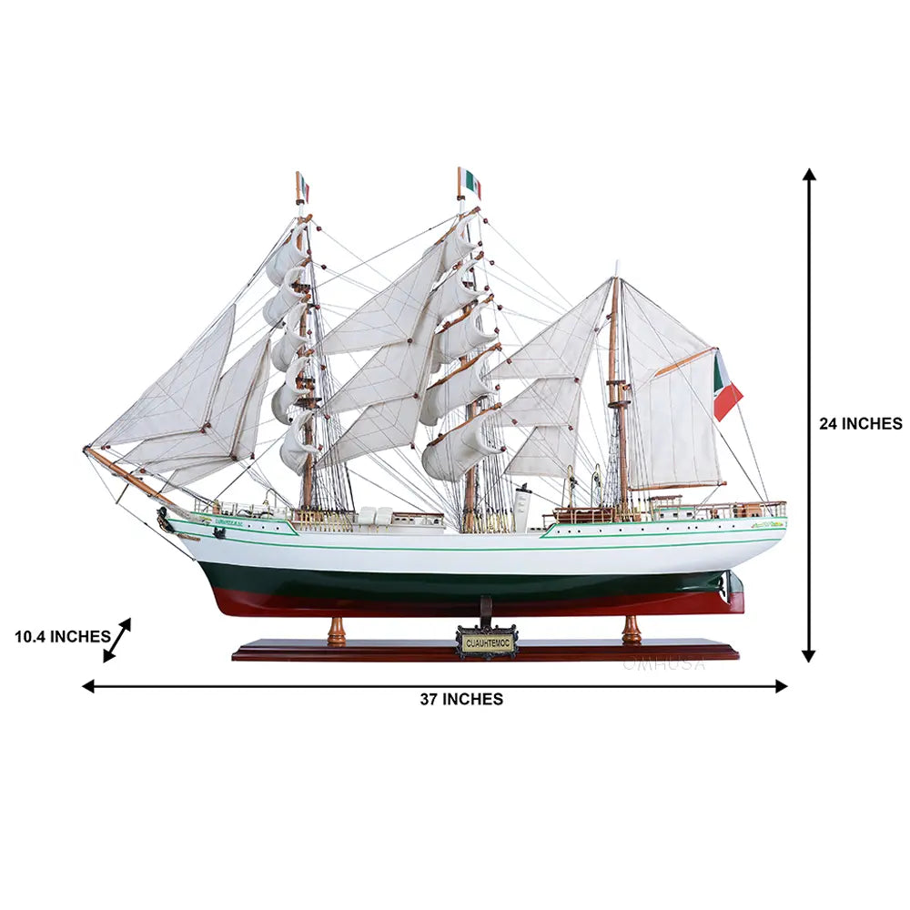 Cuauhtemoc Large (curved sails)