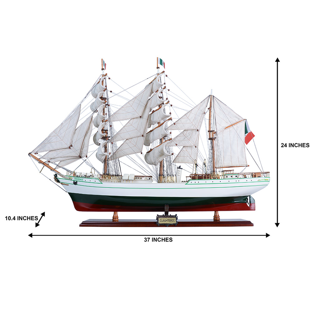 Cuauhtemoc Large (curved sails)