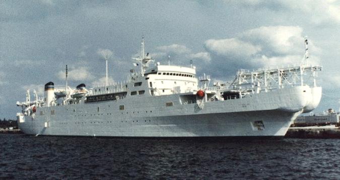 USNS Zeus (T-ARC-7) 36 inches boat model