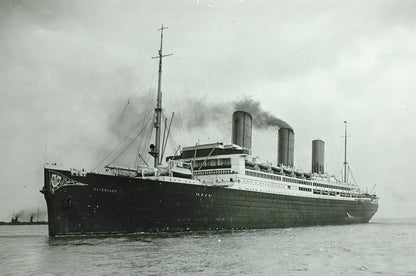 SS Vaterland (1913) Ocean Liner 36 inches boat model