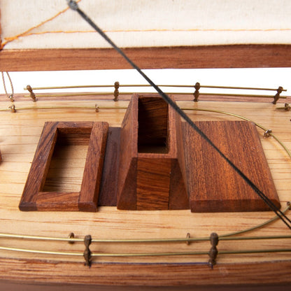 Columbia Sm Sailboat Model America Cup