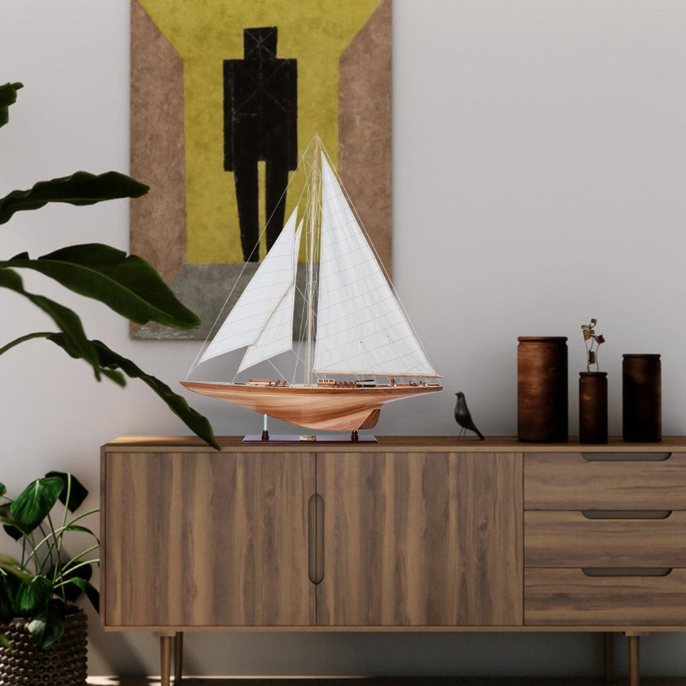 Endeavour 40 Inch Sailboat Model