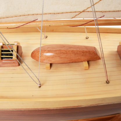 Shamrock Medium Sailboat Model