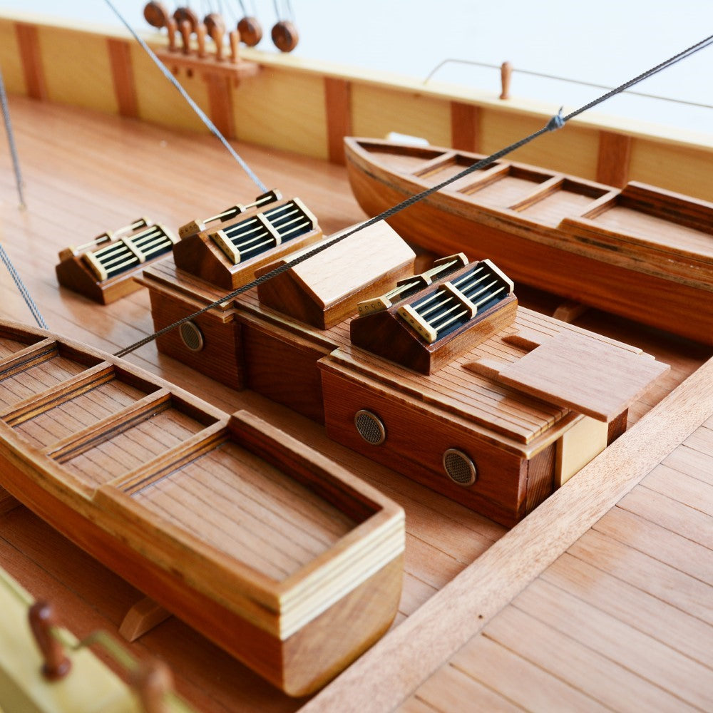 Bluenose II XL Sailboat Schooner Model