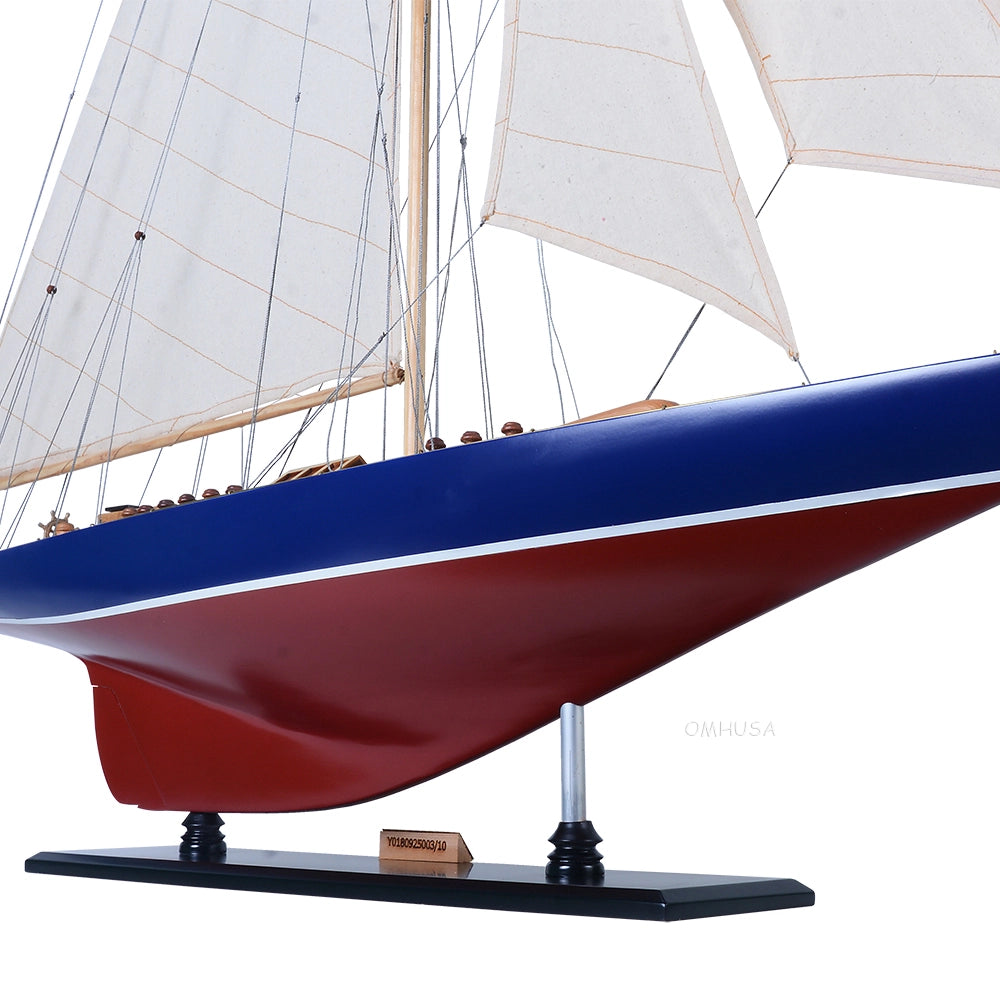 Endeavour Painted (L100)