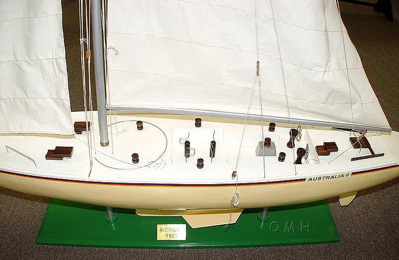 Australia II Painted XL Limited Edition