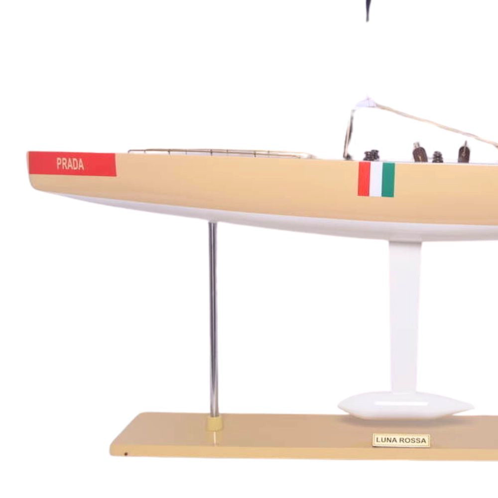Maquette de voilier, goélette, yacht moyen Luna Rossa peint