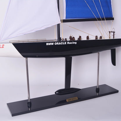 Maquette de yacht BMW Oracle à voile de taille moyenne, longueur 31 pouces