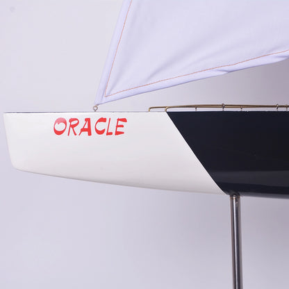 Maquette de yacht BMW Oracle à voile de taille moyenne, longueur 31 pouces