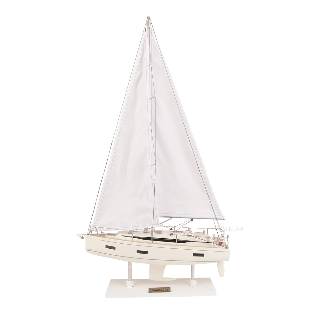 Bavaria C-42