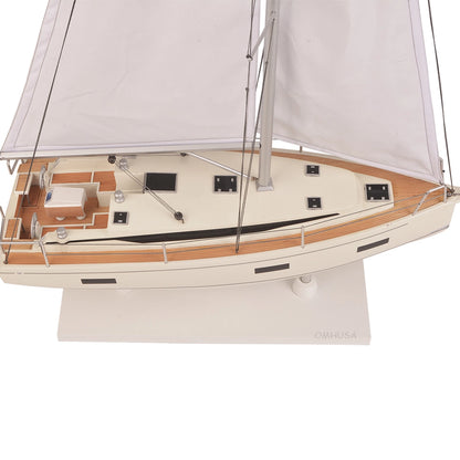 Bavaria C-42