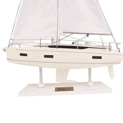 Bavaria C-42