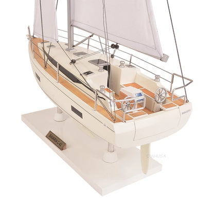 Bavaria C-42