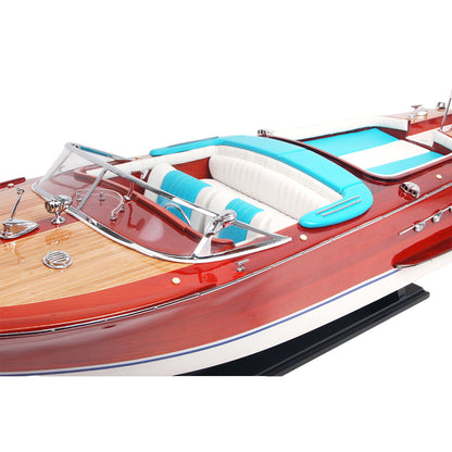 Maquette de grand hors-bord Super Riva peinte