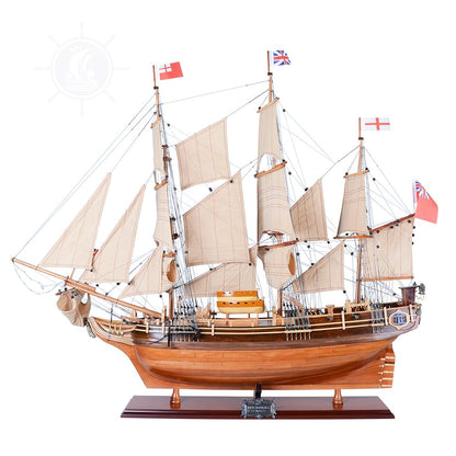 Old Modern Handicrafts New HMS Bounty Ship Model - Museum Quality Fully Assembled Model Ship for Home & Offics - 37.0L x 10.0W x 30.0H Inches