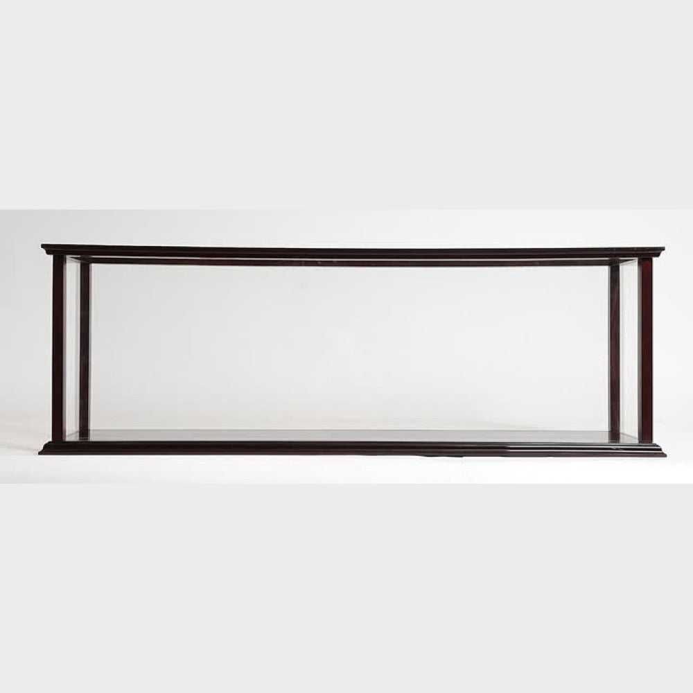 Queen Mary Midsize with Display Case