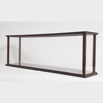 Queen Mary Midsize with Display Case