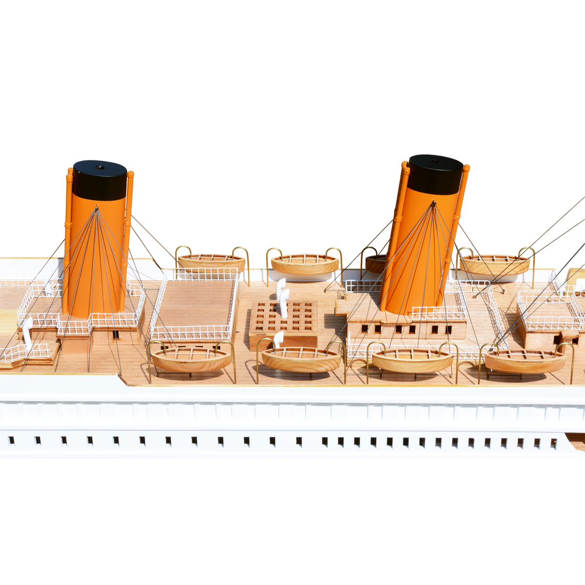 Titanic Painted XXL Exclusive Edition Cruiseship Model
