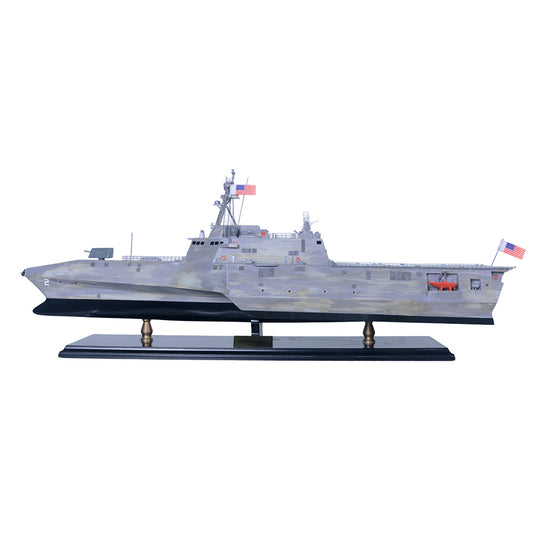 USS Independence (LCS-2) Medium