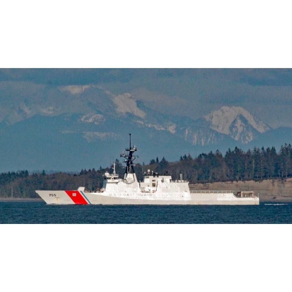 USCGC Munro WMSL-755 36 Inches L Ship Model