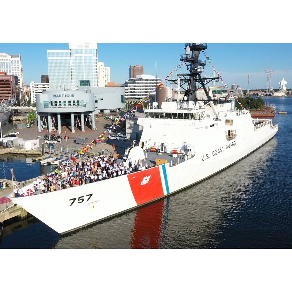 USCGC Midgett WMSL-757 36 Inches L Ship Model