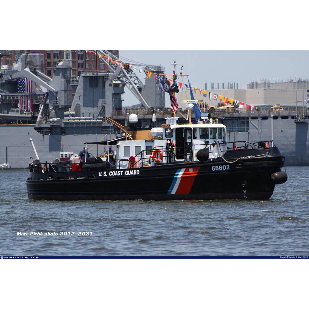 USCGC Chock (WYTL-65602) 36 Inches L Ship Model