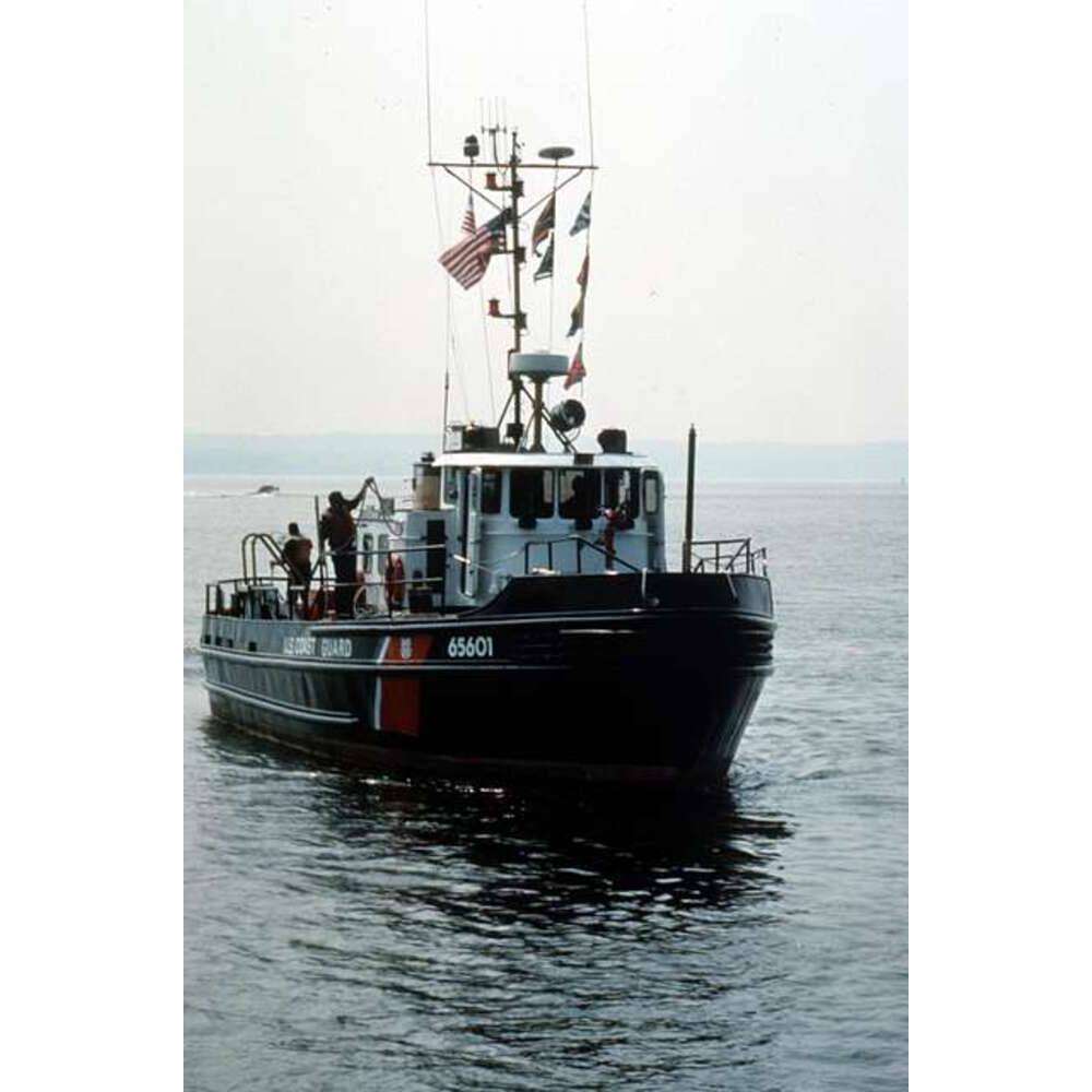 USCGC Hawser (WYTL-65610) 36 Inches L Ship Model