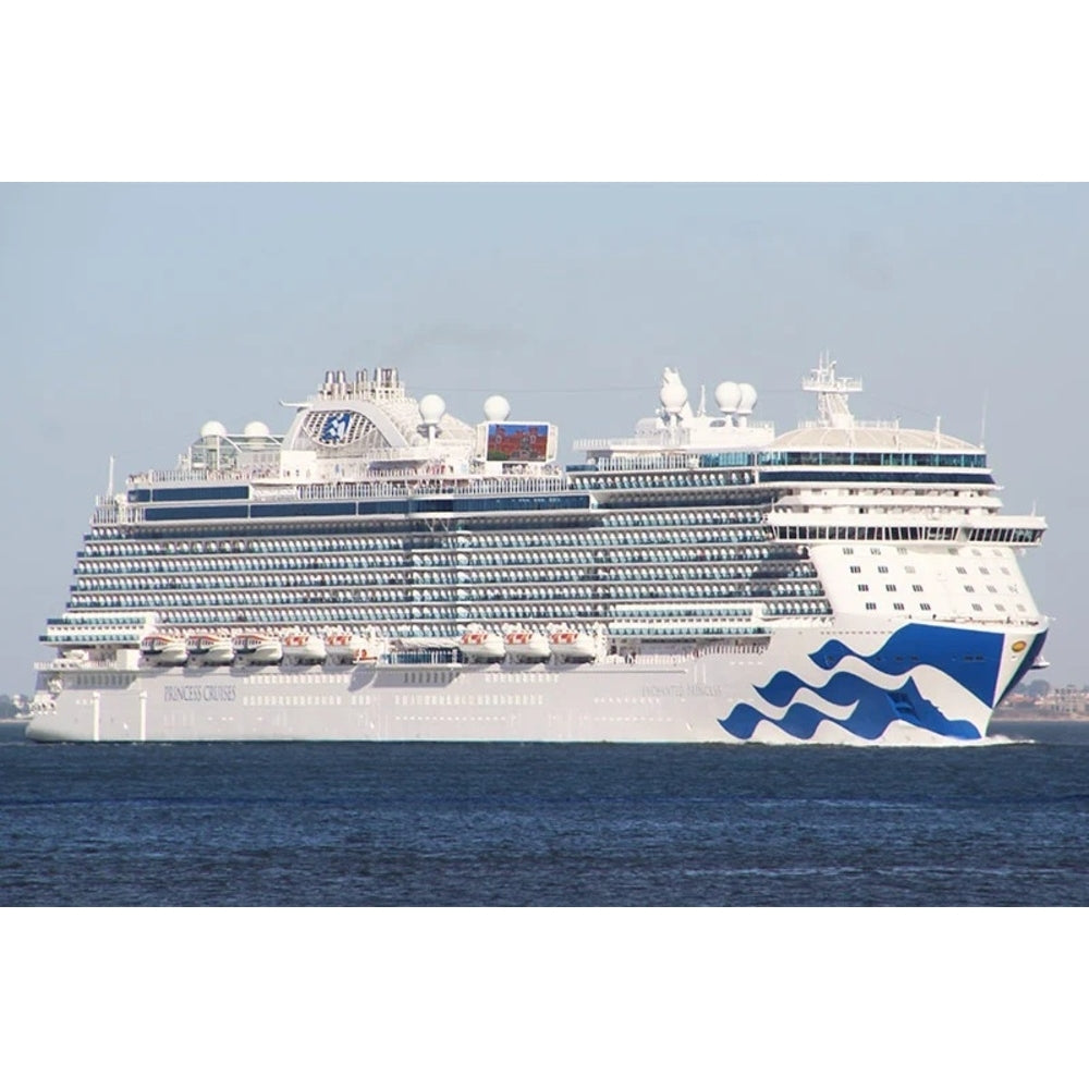 American Enchanted Princess (Royal-Class) Cruise Ship 36 Inches Model
