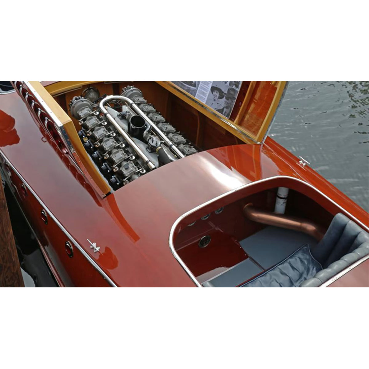 Hacker Eva Special 33 - 30 inches boat model