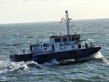 Houston Pilot Boat 30 Inches Ship Model