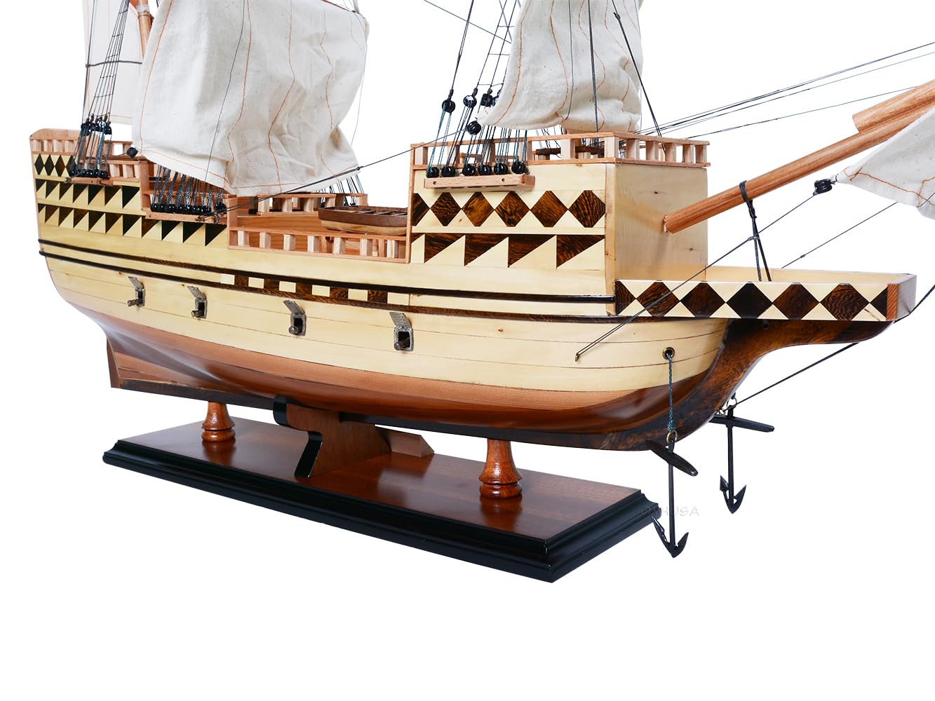Majestic Mayflower Combo: A Model Ship and Iconic T-Shirt