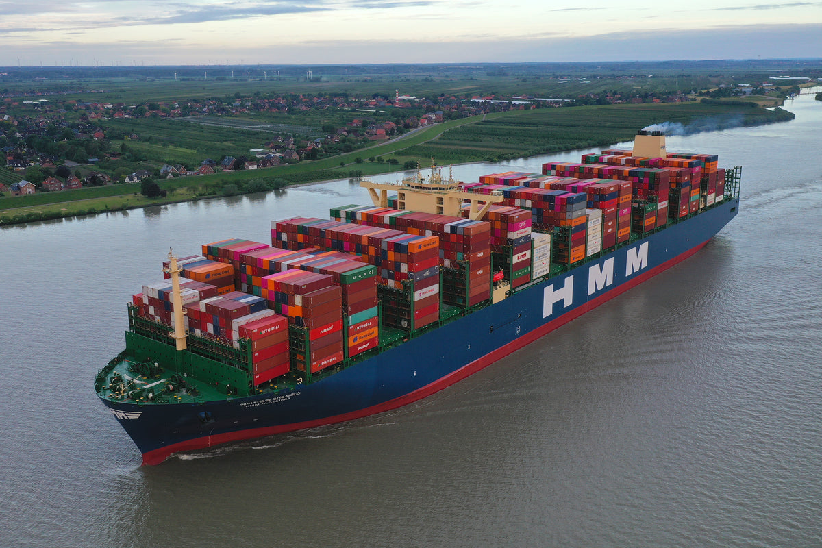 HMM Algeciras 36 inches Container Ship Model