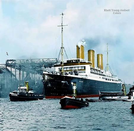 SS Vaterland (1913) Ocean Liner 36 inches boat model