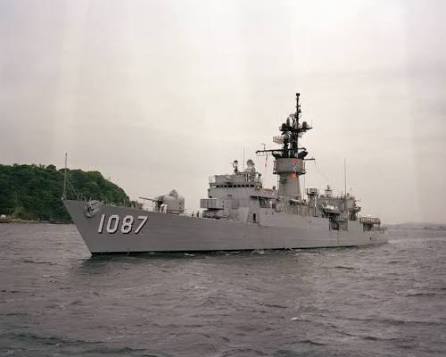 USS Kirk Destroyer Escort 36 inches boat model