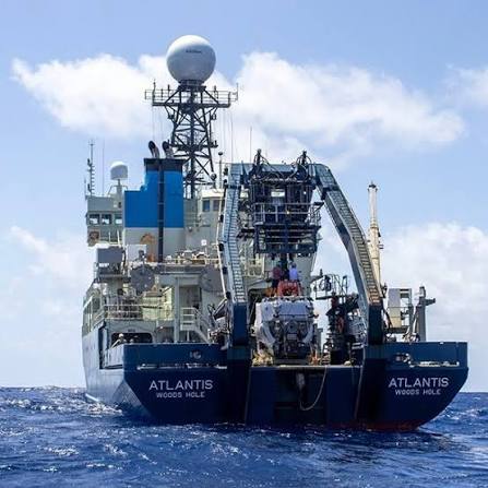 R/V Atlantis Research 36 inches boat Model