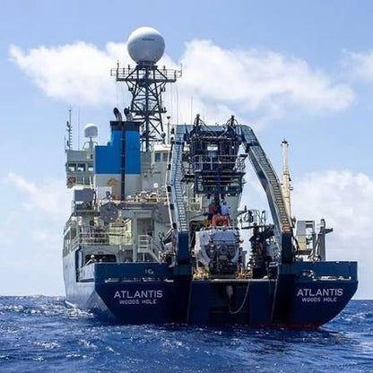 R/V Atlantis Research 36 inches boat Model