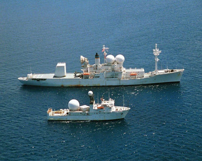 USNS Observation Island (T-AGM-23)36 Inches Ship Model