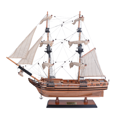 Le modèle de grand voilier El Cazador Captain Line