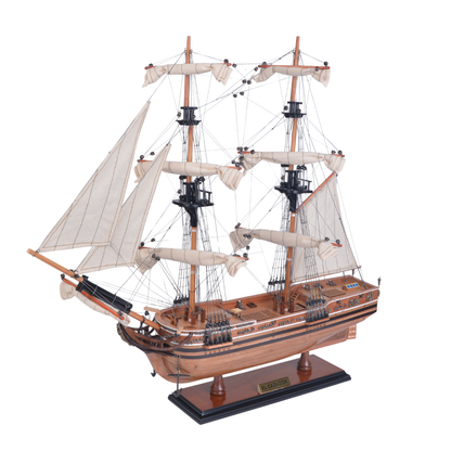 Le modèle de grand voilier El Cazador Captain Line