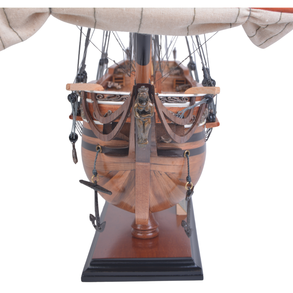 Le modèle de grand voilier El Cazador Captain Line