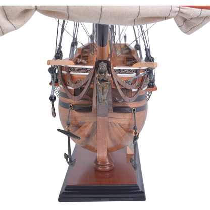 Le modèle de grand voilier El Cazador Captain Line