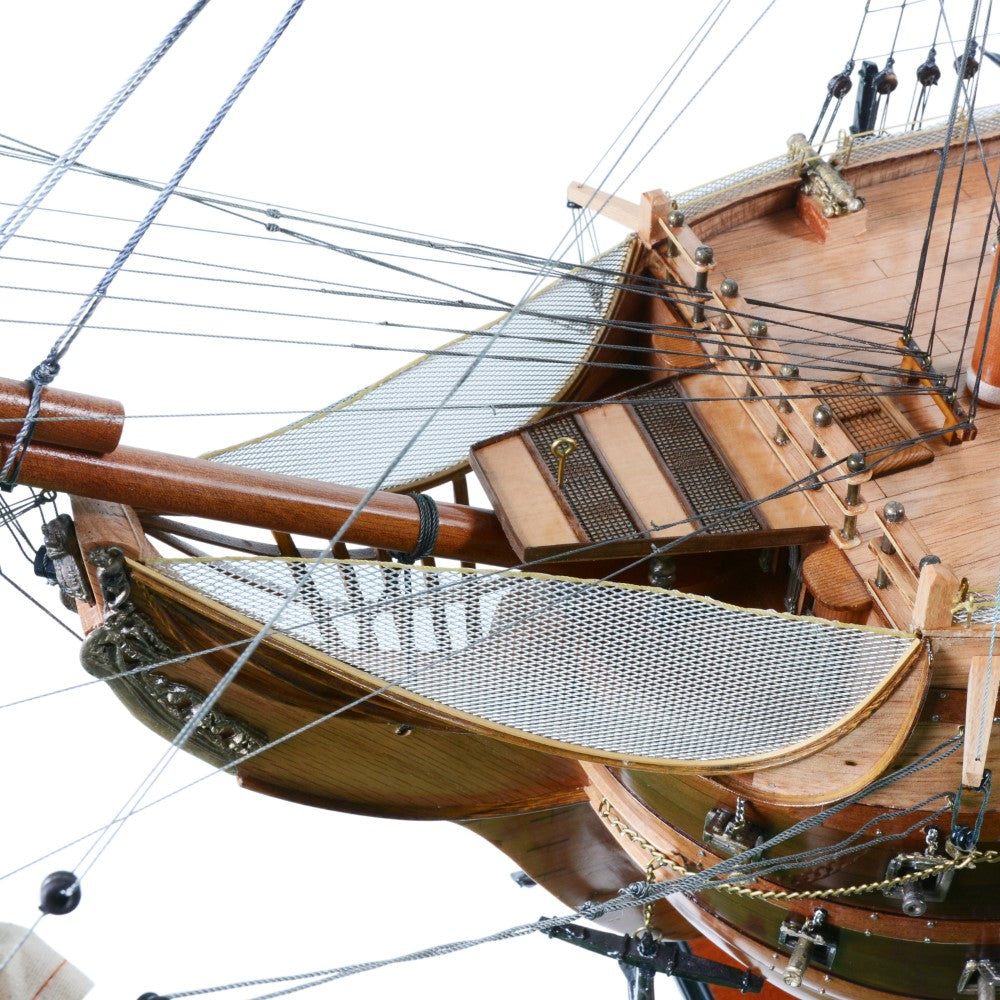 Ultimate HMS Victory Combo: A Model Ship and Classic Hat