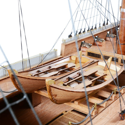 Ultimate HMS Victory Combo: A Model Ship and Classic Hat