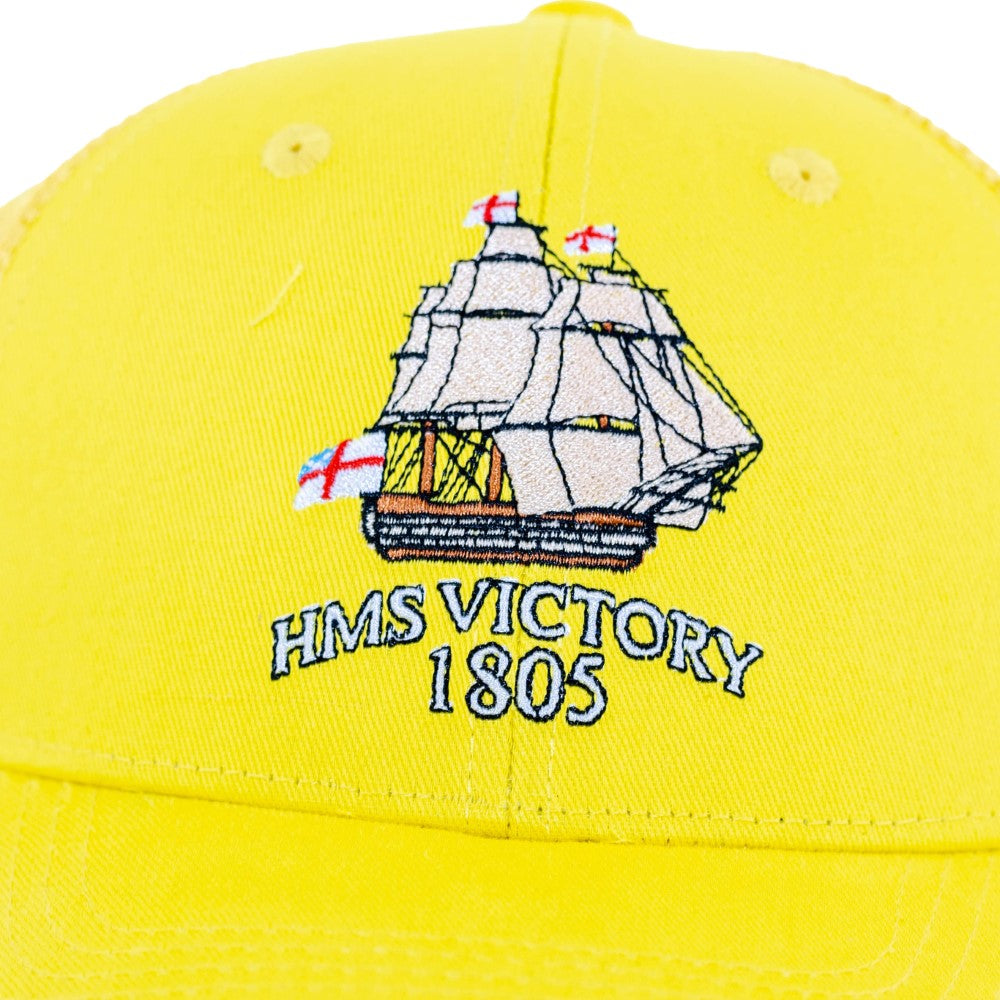 Ultimate HMS Victory Combo: A Model Ship and Classic Hat