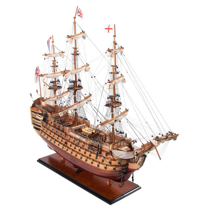 HMS Victory Large With Floor Display Case