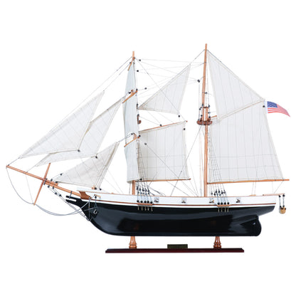 Harvey Painted Ship Model Captain Line