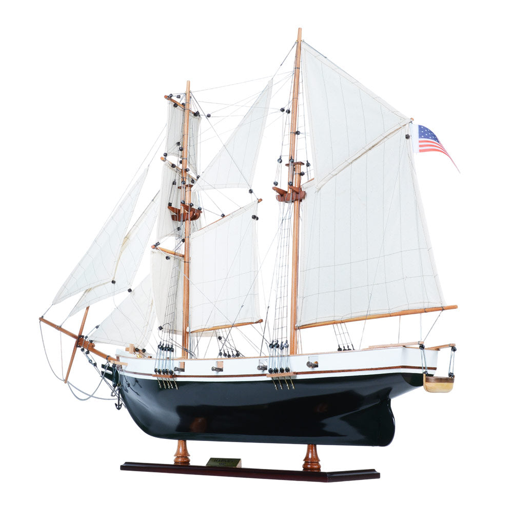 Harvey Painted Ship Model Captain Line