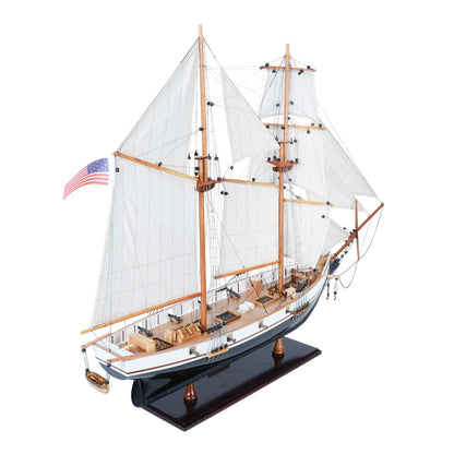 Harvey Painted Ship Model Captain Line